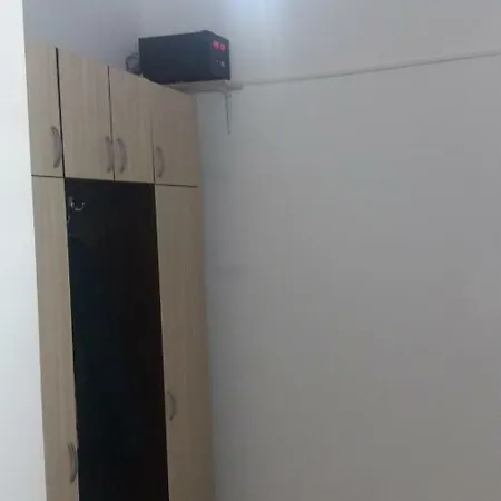 One Kazeboo Apartment *